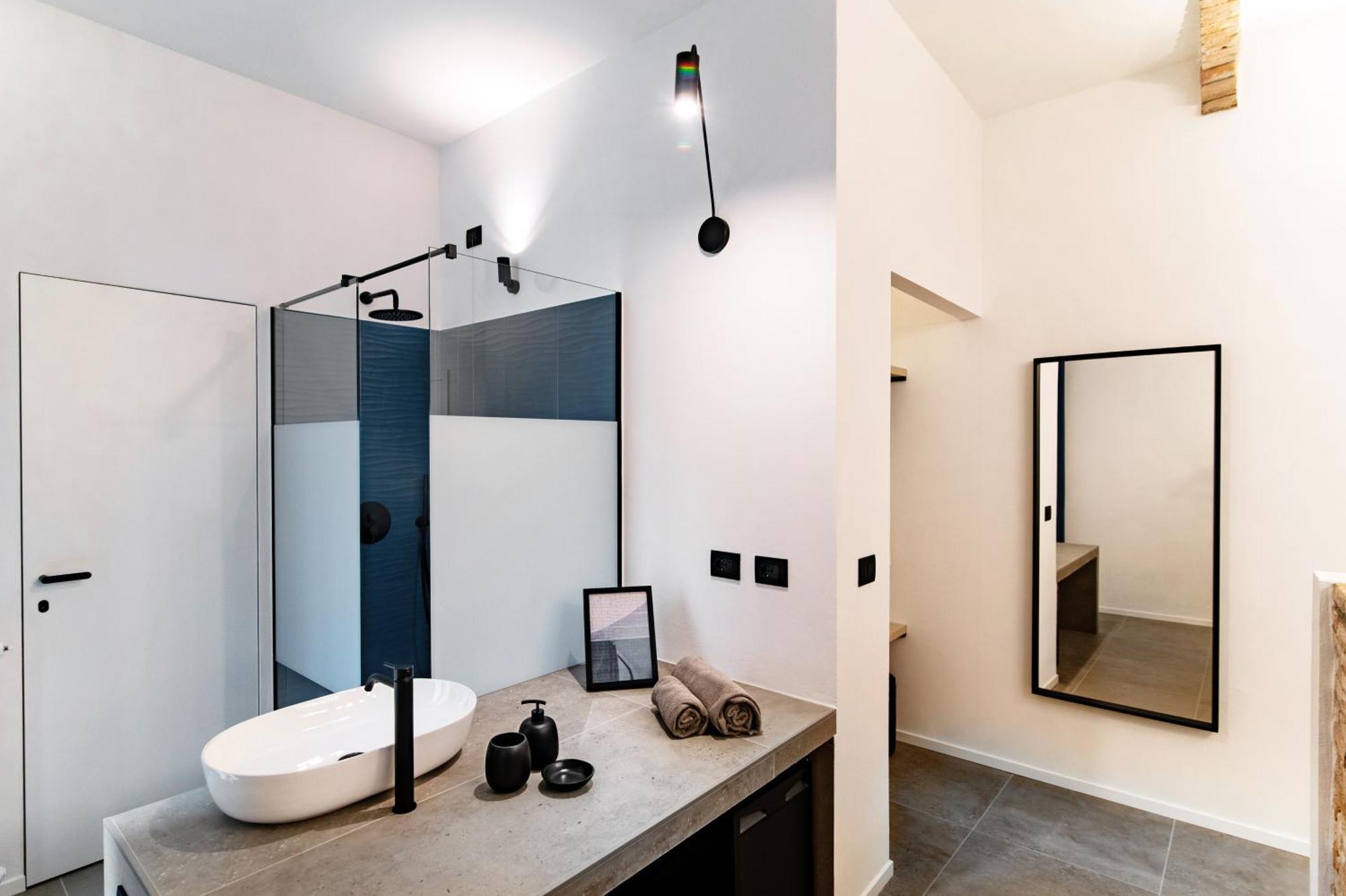 Guest house Linaio - The House Of Travelers